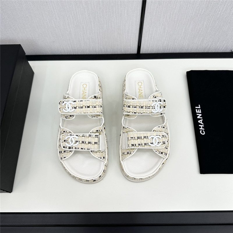 Ch**el grained tweed velcro slides white