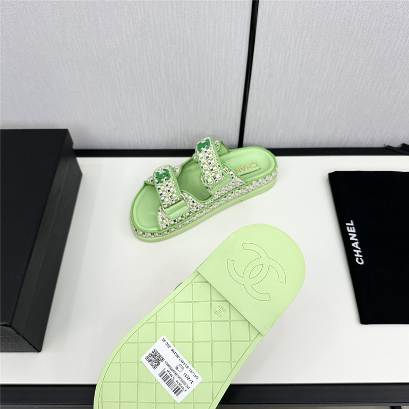 Ch**el grained tweed velcro slides in green