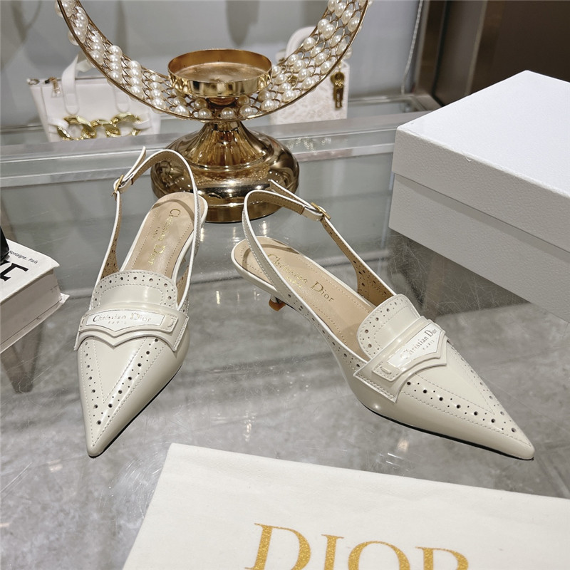 D10r boy slingback pump white