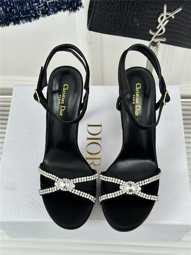 D10r chain platform high heel sandals replica shoes