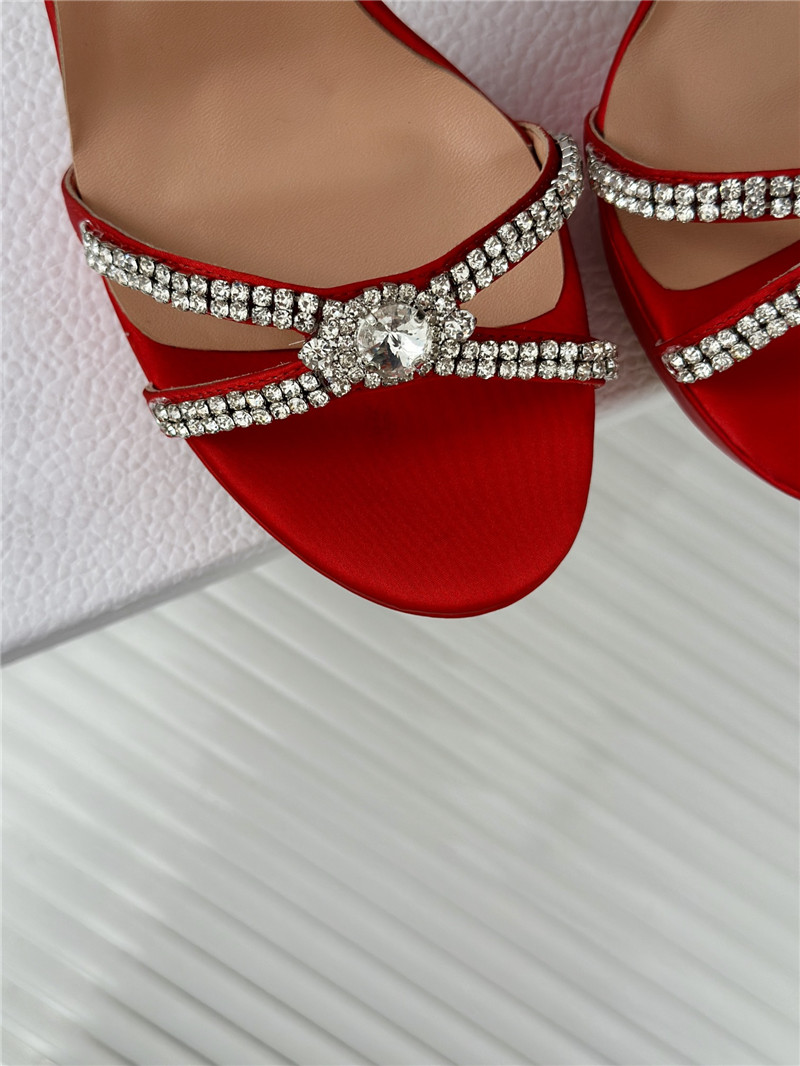 D10r red chain platform high heel sandals