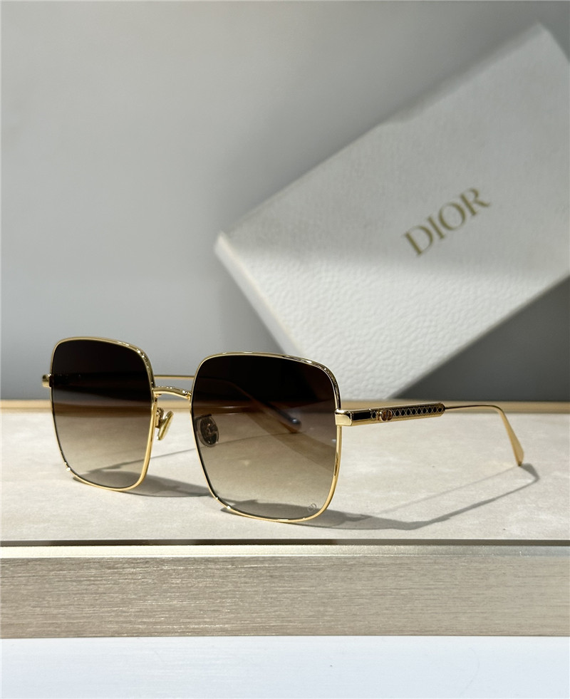 D10r square sunglasses