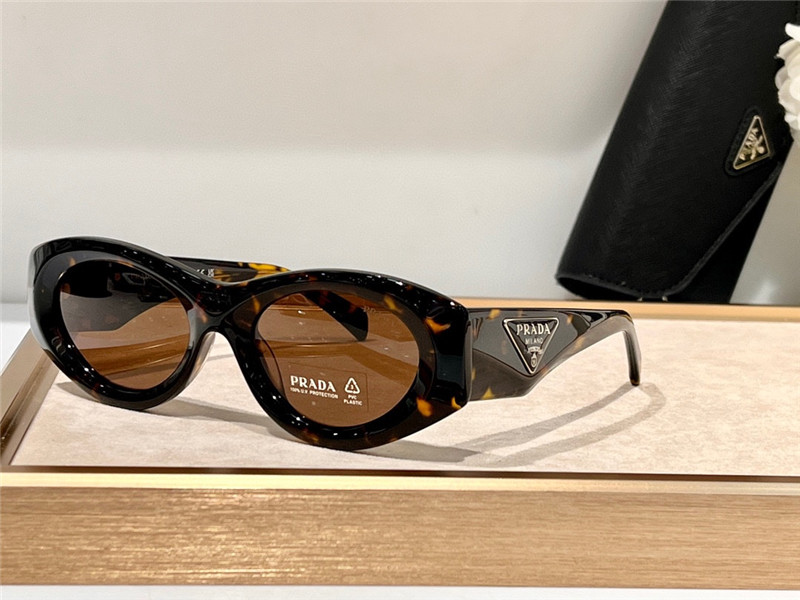 Pra*a retro stylish sunglasses