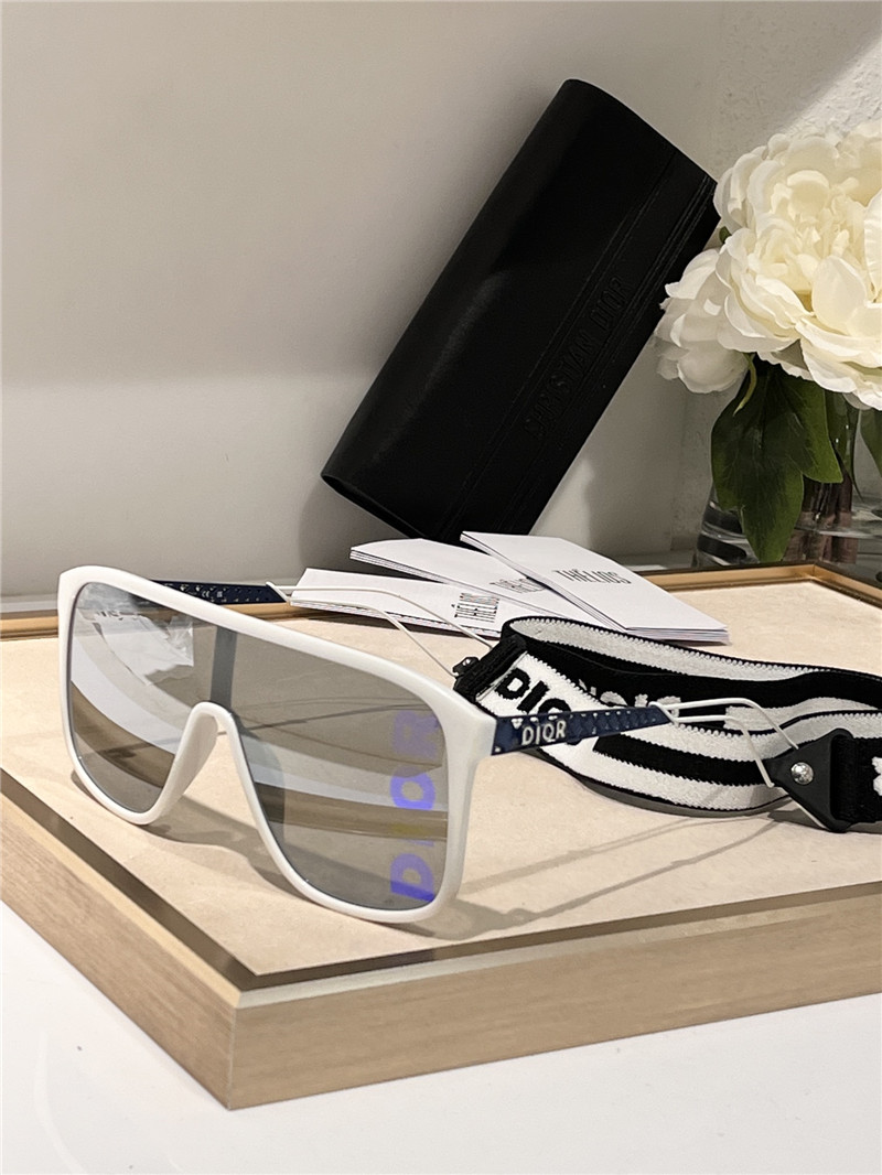 D10r stylish luxury goggles