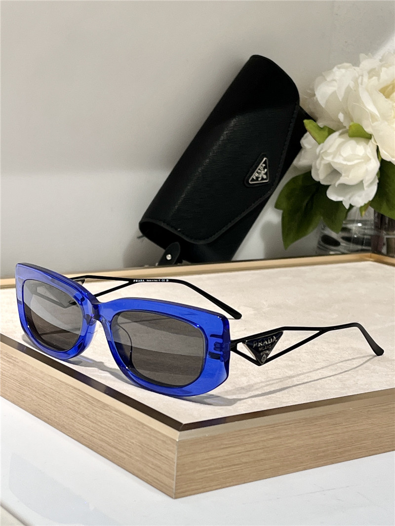 Pra*a triangle logo sunglasses