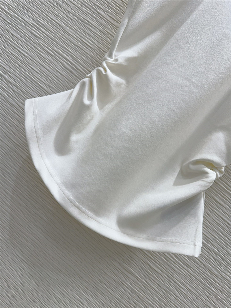 Y51 wing sleeve top + simple skirt set replica clothes