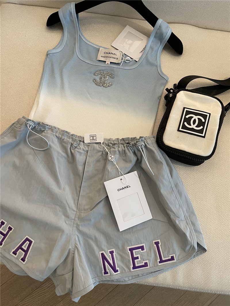 Ch**el new gradient vest replicas clothes