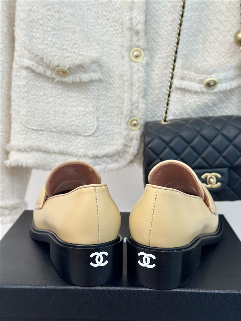 Ch**el women¡¯s yellow calfskin loafers