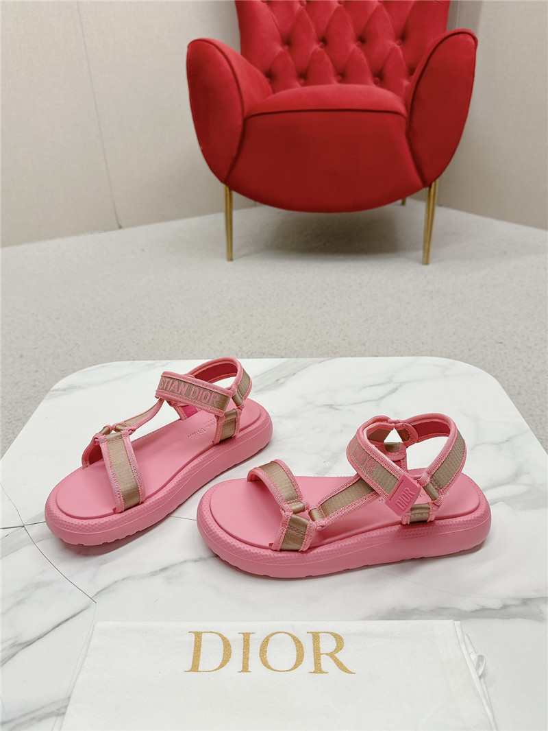 D10r women’s d-wave sandals leather pink