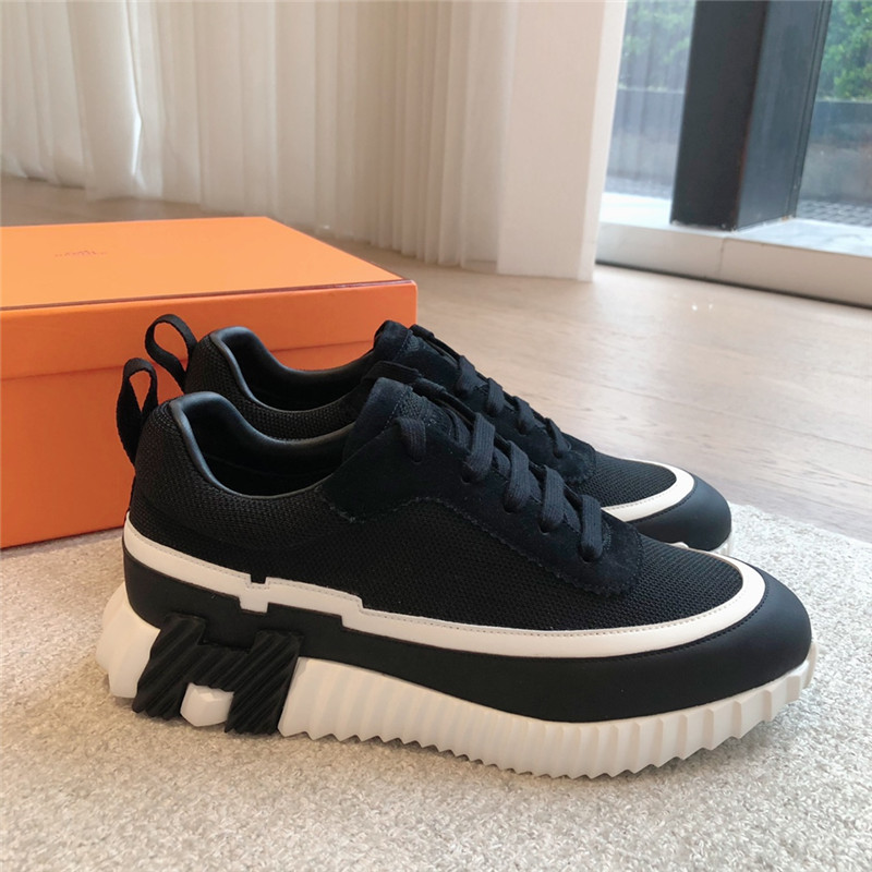 H**me5 tan leather sneakers in blue