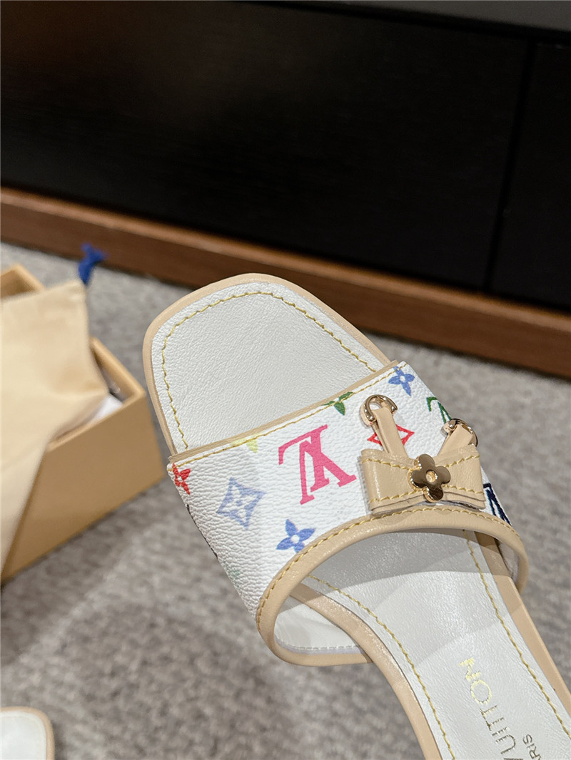 l0vis Vvtt0n multicolor monogram kitten heels