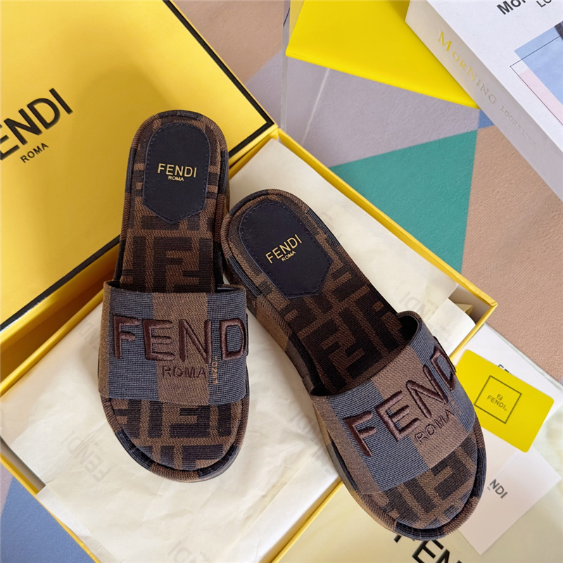 F**di sunshine pequin striped platform sandals