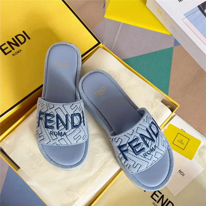 F**di sunshine black platform sandals