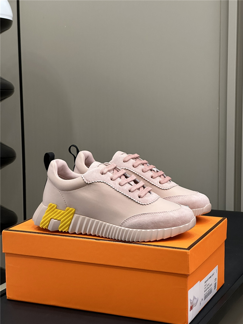 H**me5 bouncing sneaker women