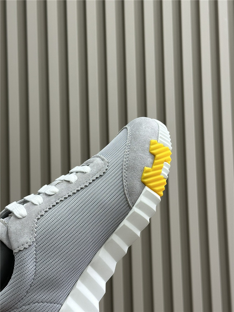 H**me5 women?¡¥s white & gray bouncing sneakers
