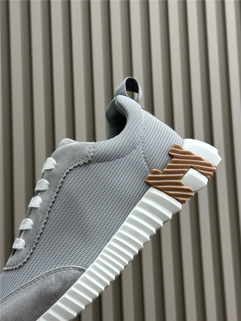 H**me5 women?¡¥s white & gray bouncing sneakers