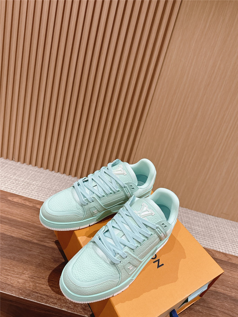 l0vis Vvtt0n lv women trainer sneakers in light blue