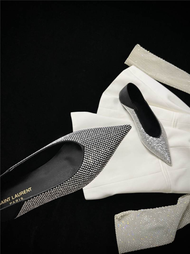 Sa1nt Lau*nt silver nour slippers