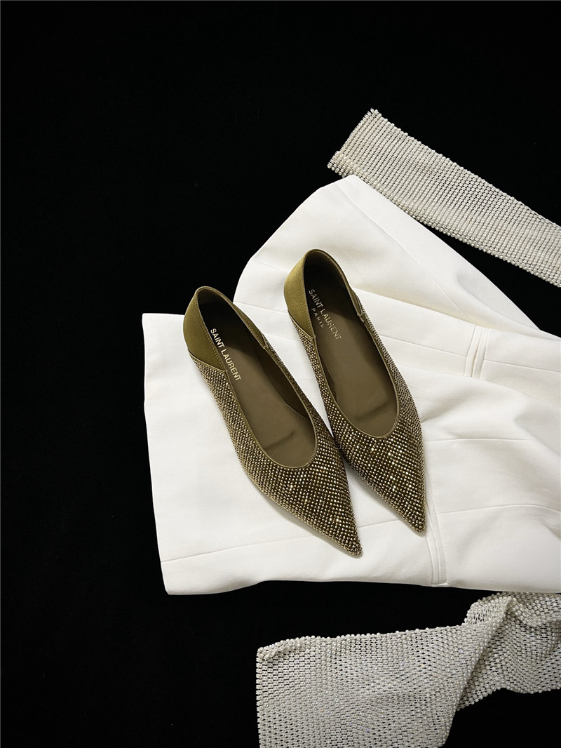 Sa1nt Lau*nt nour pointed toe slippers