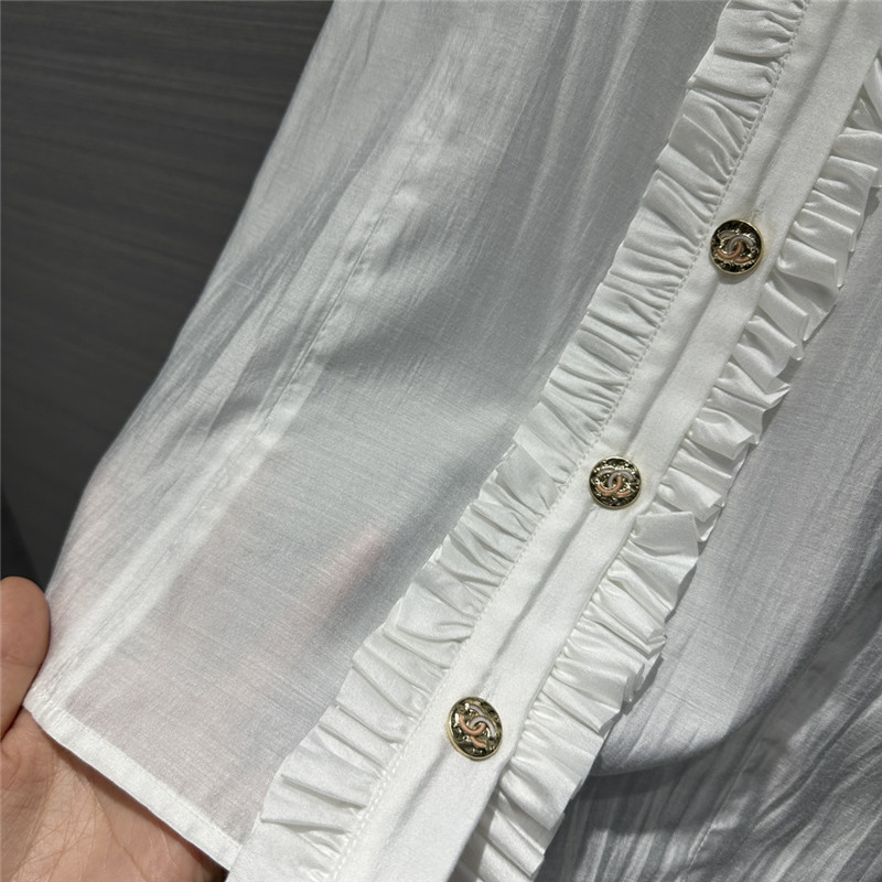 Ch**el white ruffled collar sleeveless shirt