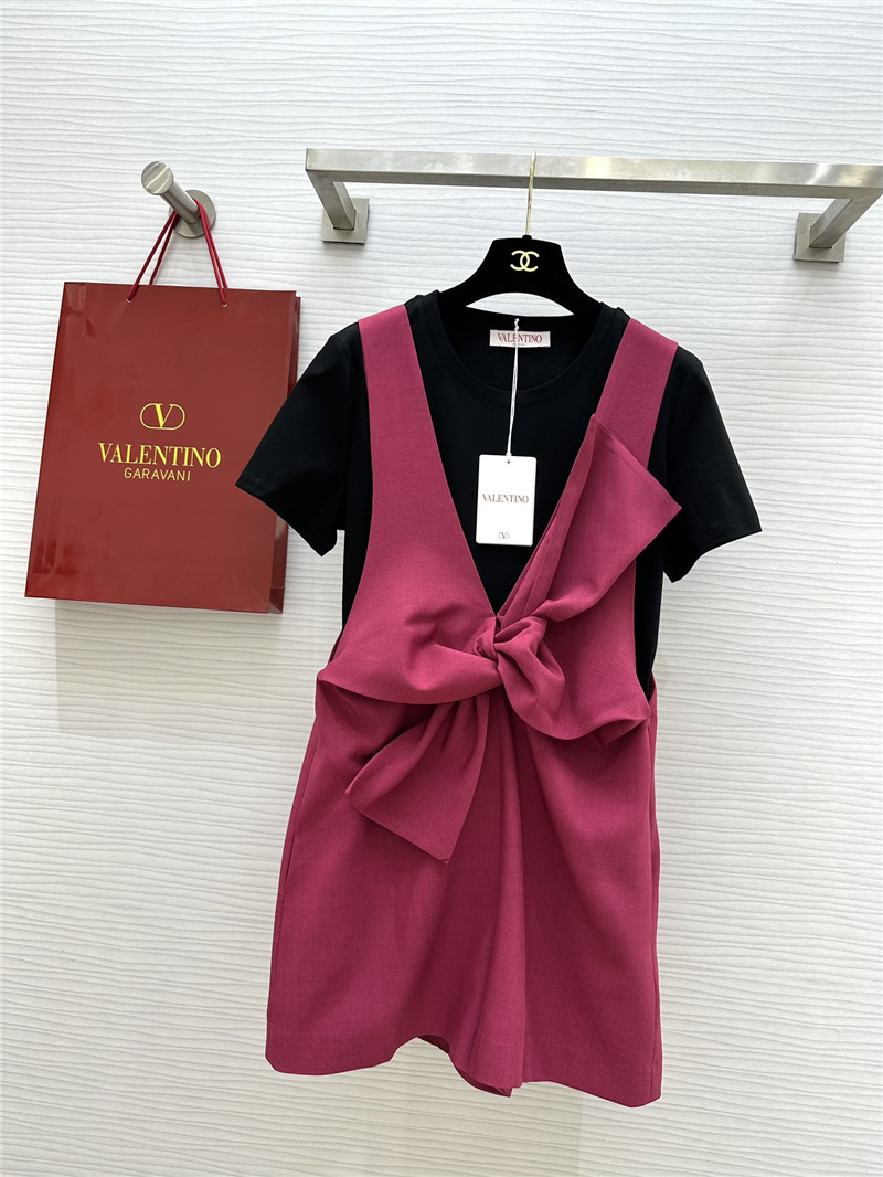 Va1e*ntin0 t-shirt + bow overalls set replica clothes