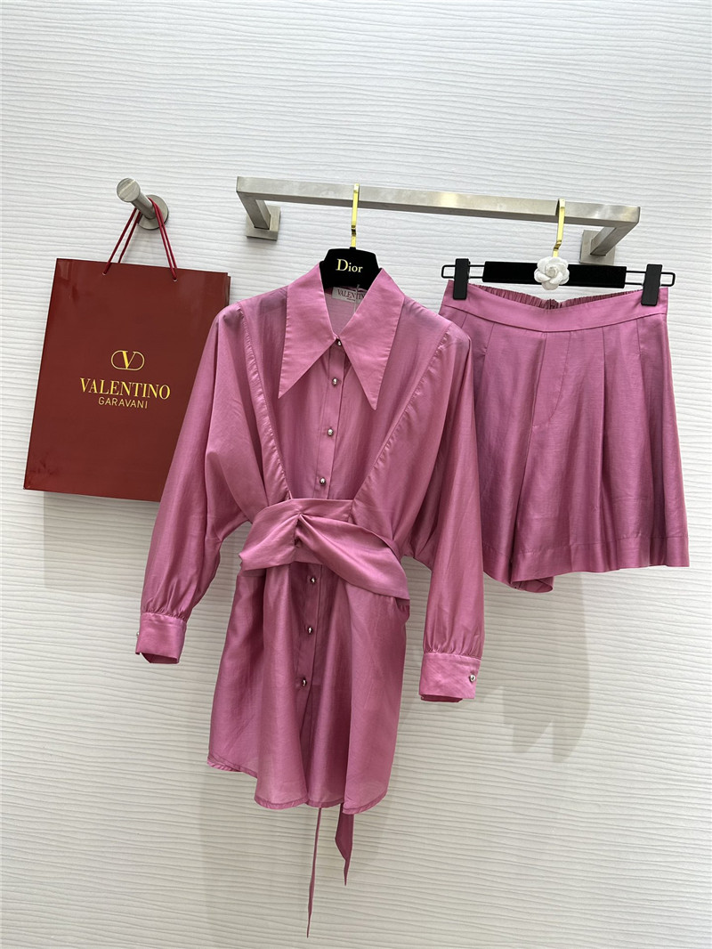 Va1e*ntin0 tie shirt + shorts set replicas clothes