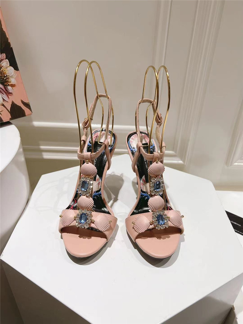 Dolce & Gabbana Capri Embellished Leather Sandals in Pink