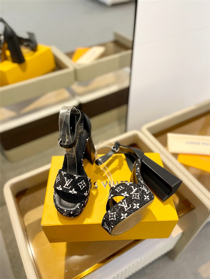l0vis Vvtt0n monogram jacquard denim platform sandals black