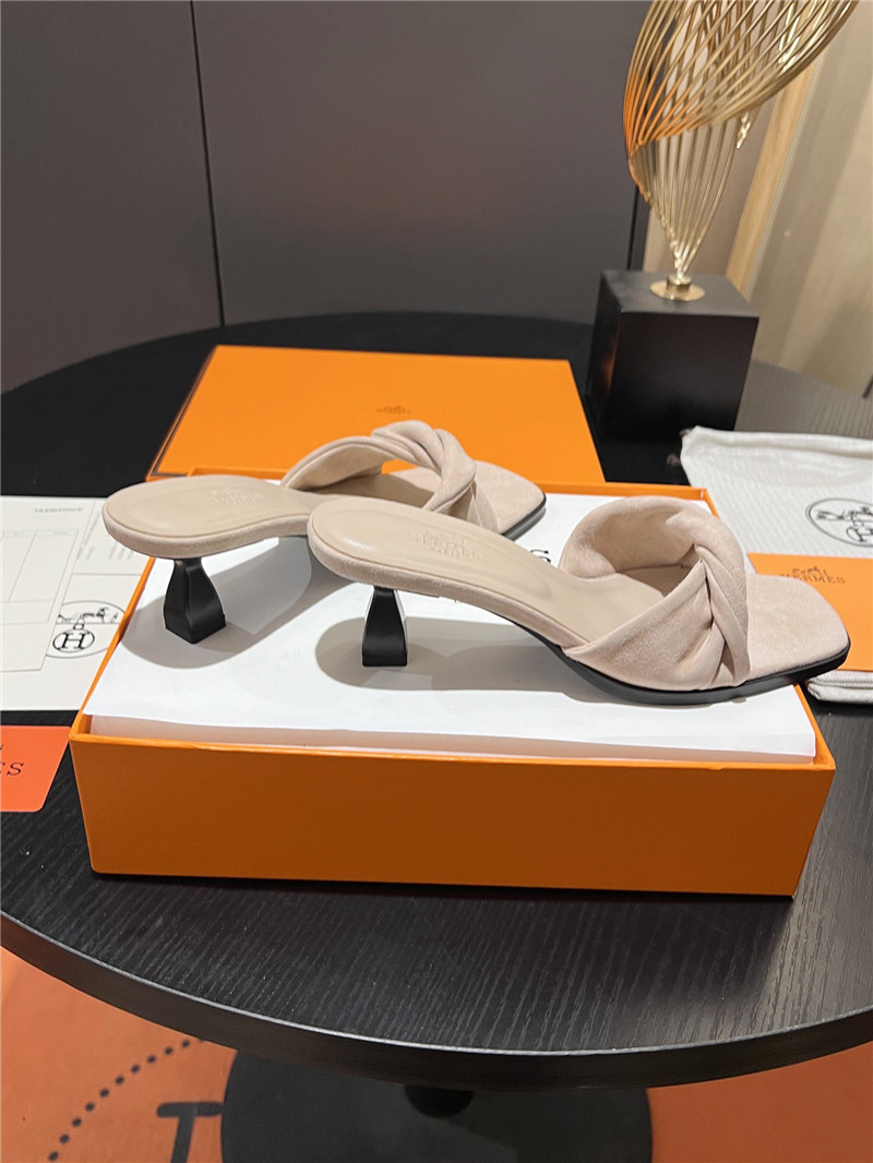 H**me5 beige suede giny 55 sandals