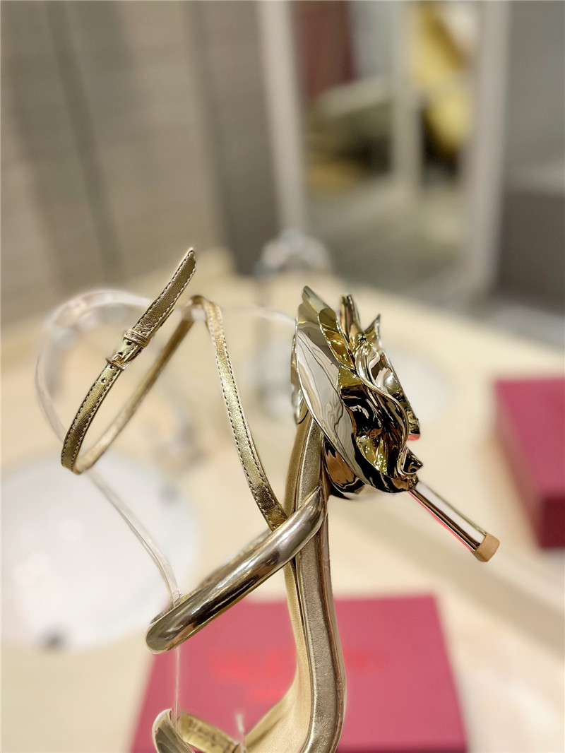 Va1e*ntin0 women’s gold heel sandals
