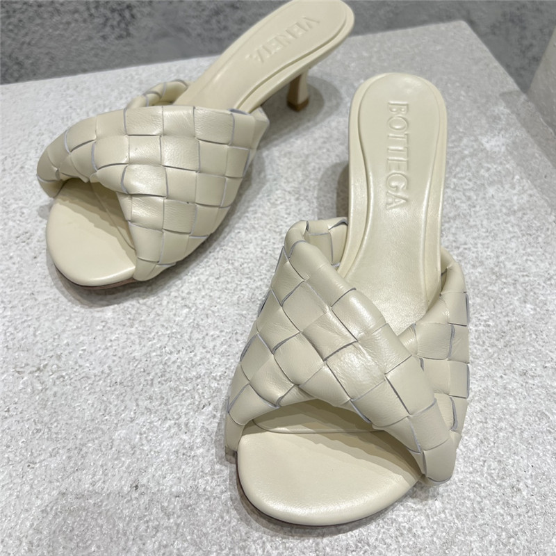 b0tt*ga Ven*ta blink twisted intrecciato leather mules