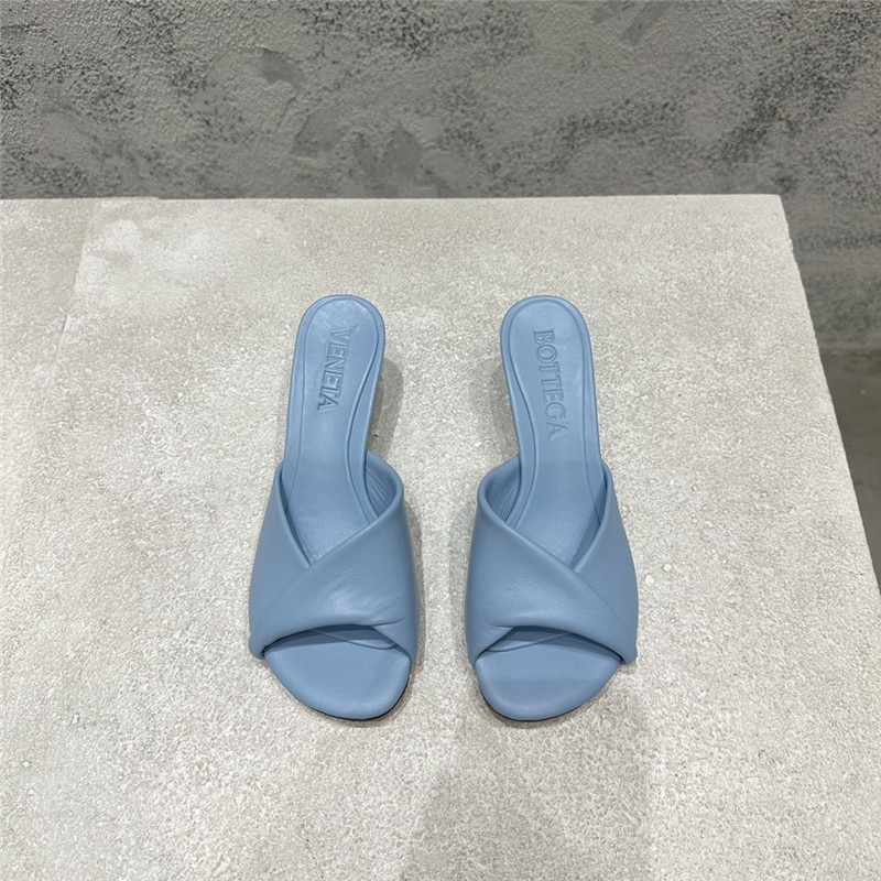 b0tt*ga Ven*ta blue open toe sandals
