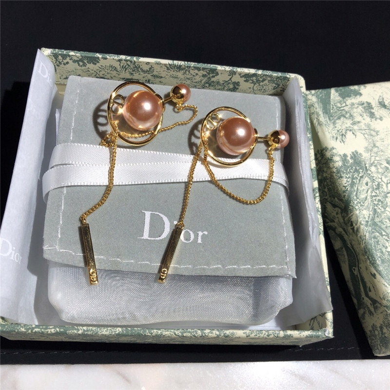 D10r new earrings