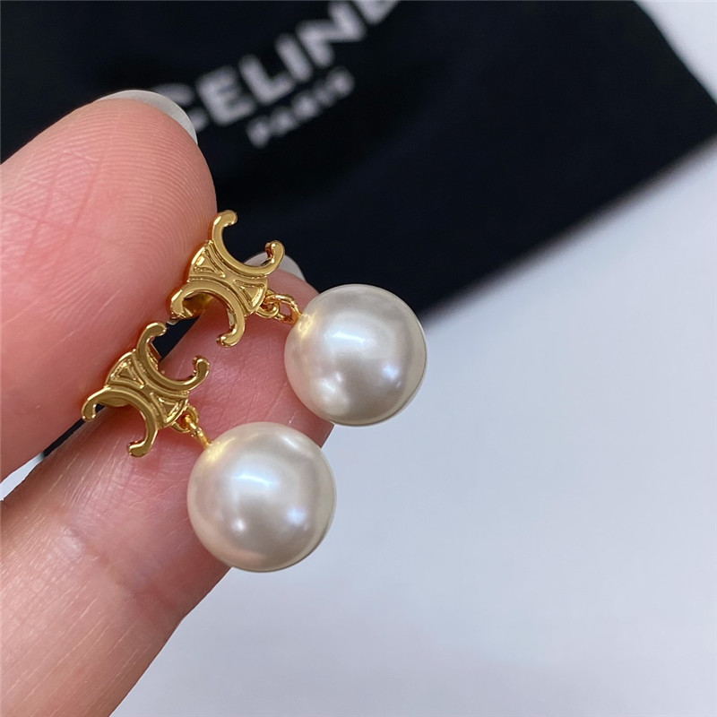 ce1i*e arc de triomphe D1am0nd earrings