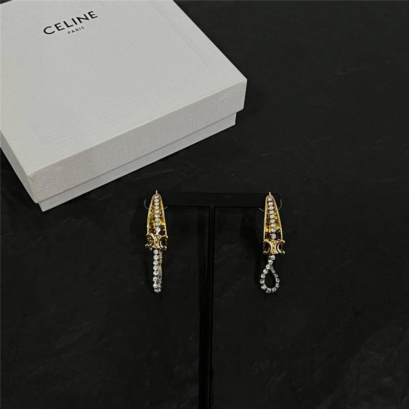 Ce1i*e new earrings