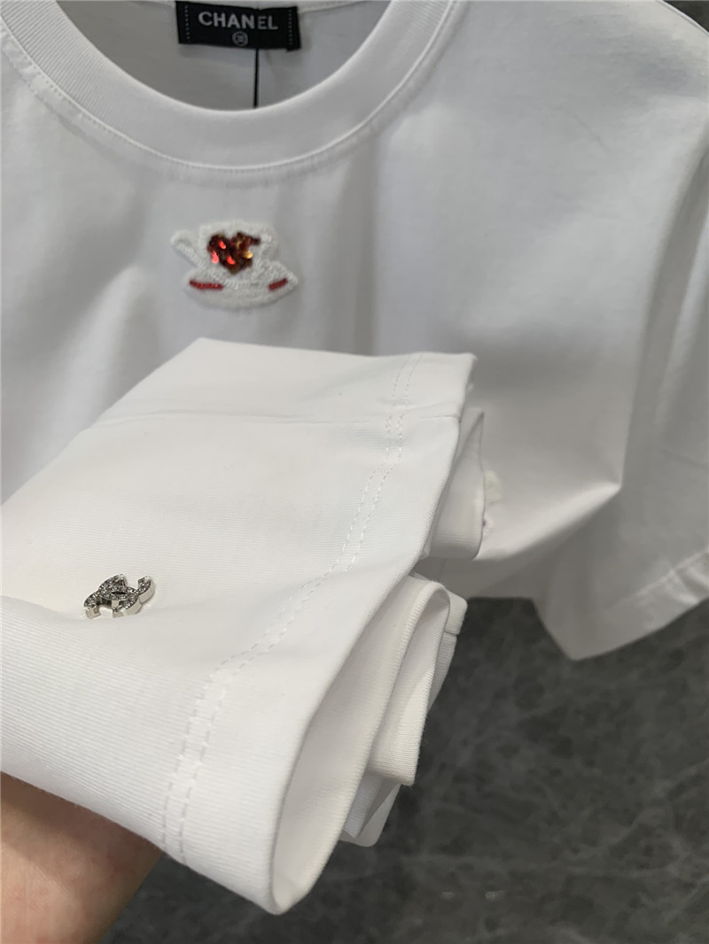 Ch**el round neck short sleeve t-shirt replica clothing sites