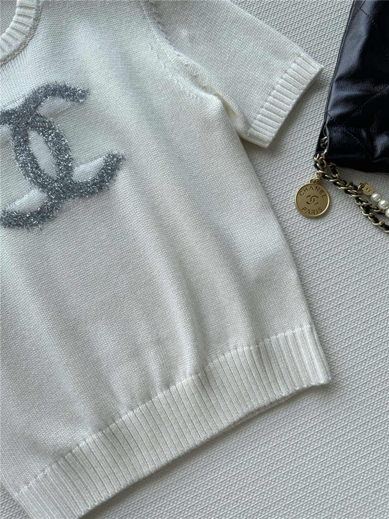 Ch**el logo jacquard knit t-shirt white