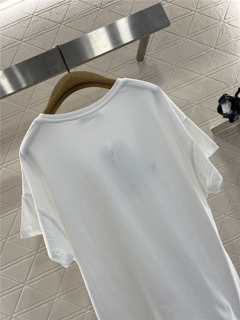 D10r hollow heart t-shirt cheap replica designer clothes