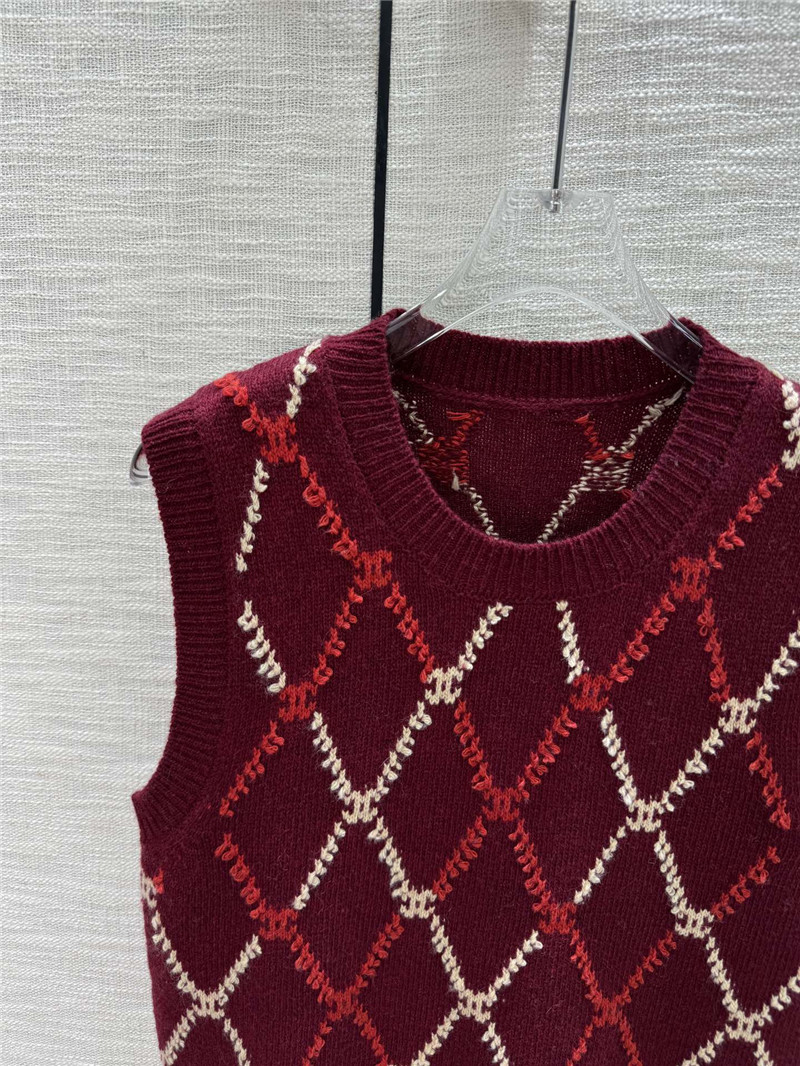 ch**el D1am0nd jacquard knit vest red