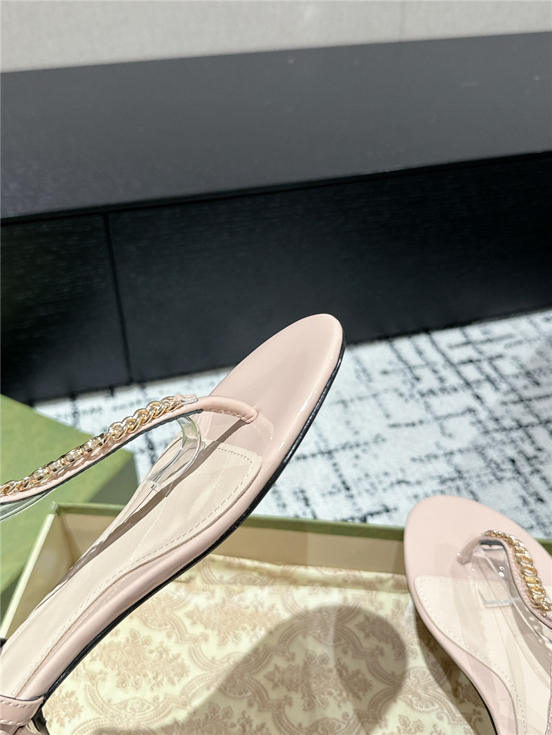 Gvc*1 signoria thong sandal nude patent leather
