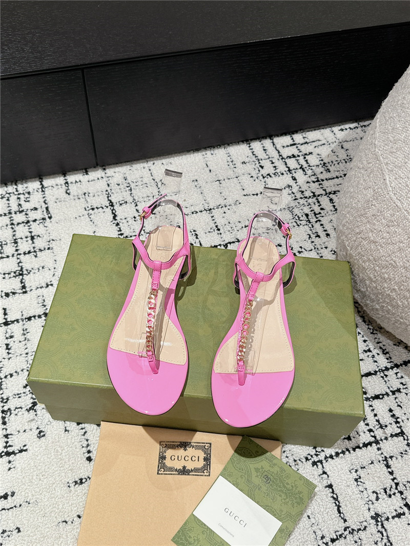 Gvc*1 signoria thong sandal pink patent leather