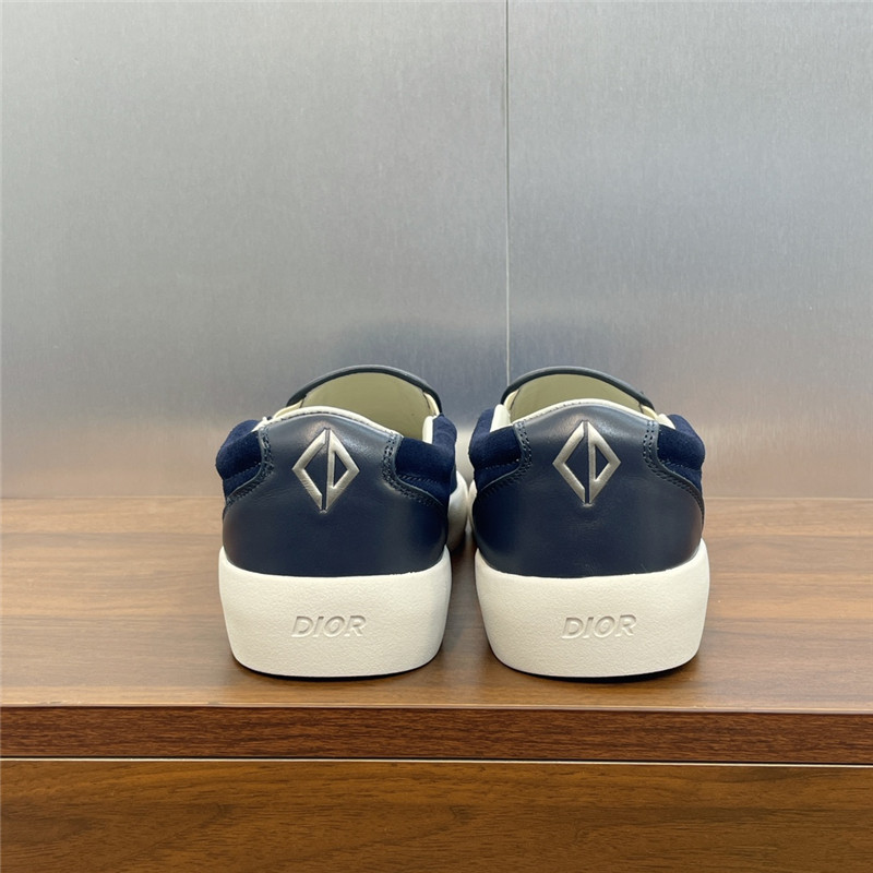 D10r canvas slip-on sneakers