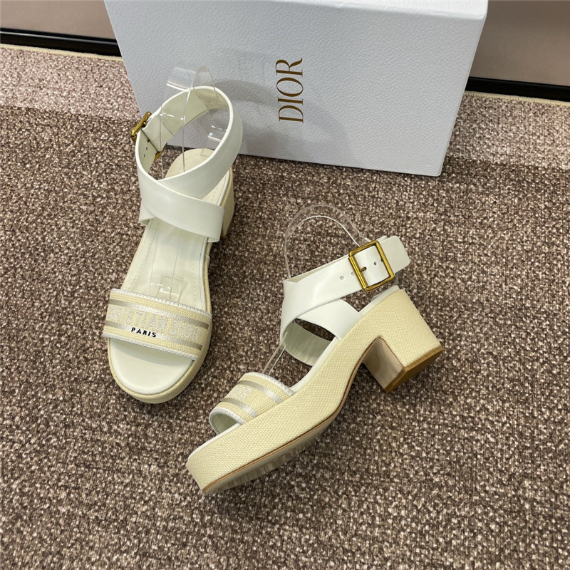 D10r dway heeled sandal natural raffia with ivory calfskin