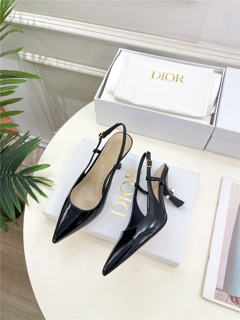 D10r tribales slingback pump black patent calfskin