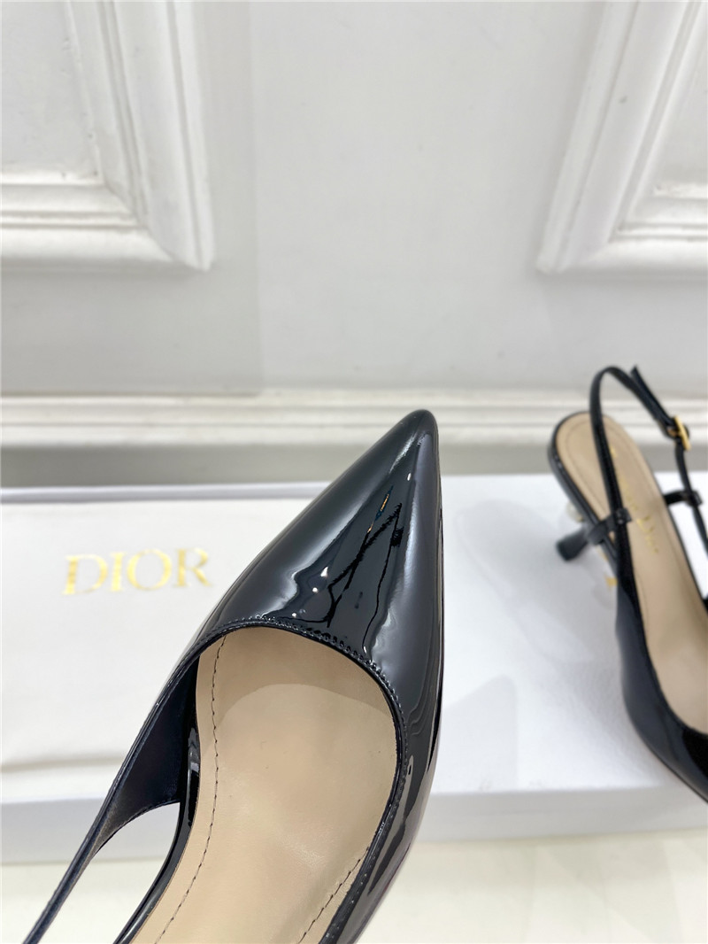 D10r tribales slingback pump black patent calfskin