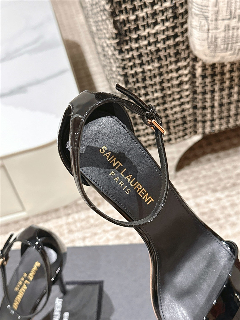 Sa1nt Lau*nt amber sandals black patent leather