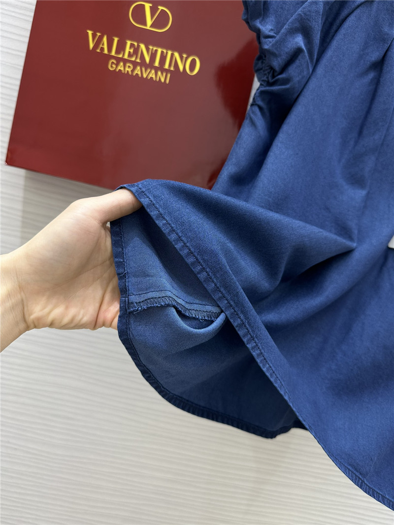 Va1e*ntin0 tencel denim suit cheap replica designer clothes