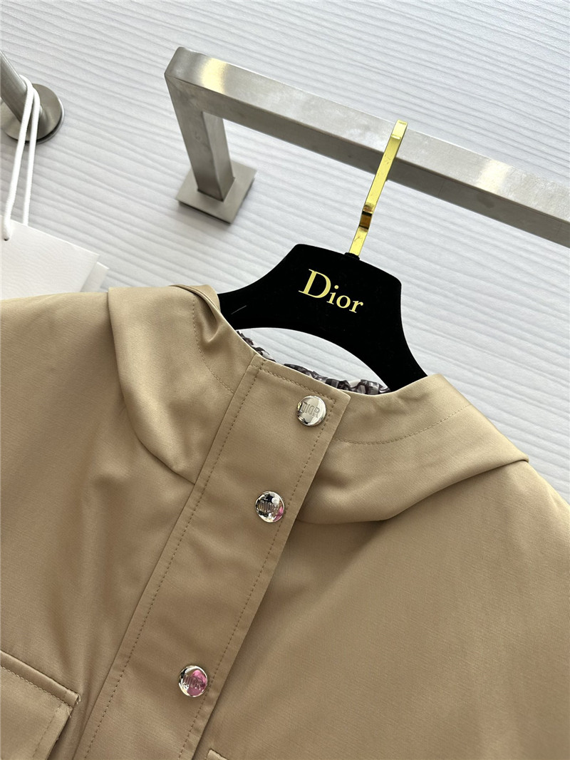 D10r hooded vest replica designer clothing websites