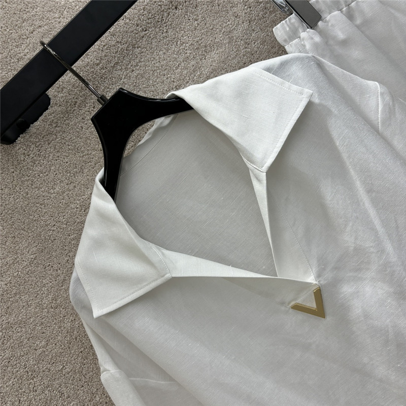 Va1e*ntin0 linen casual suit replica clothing sites