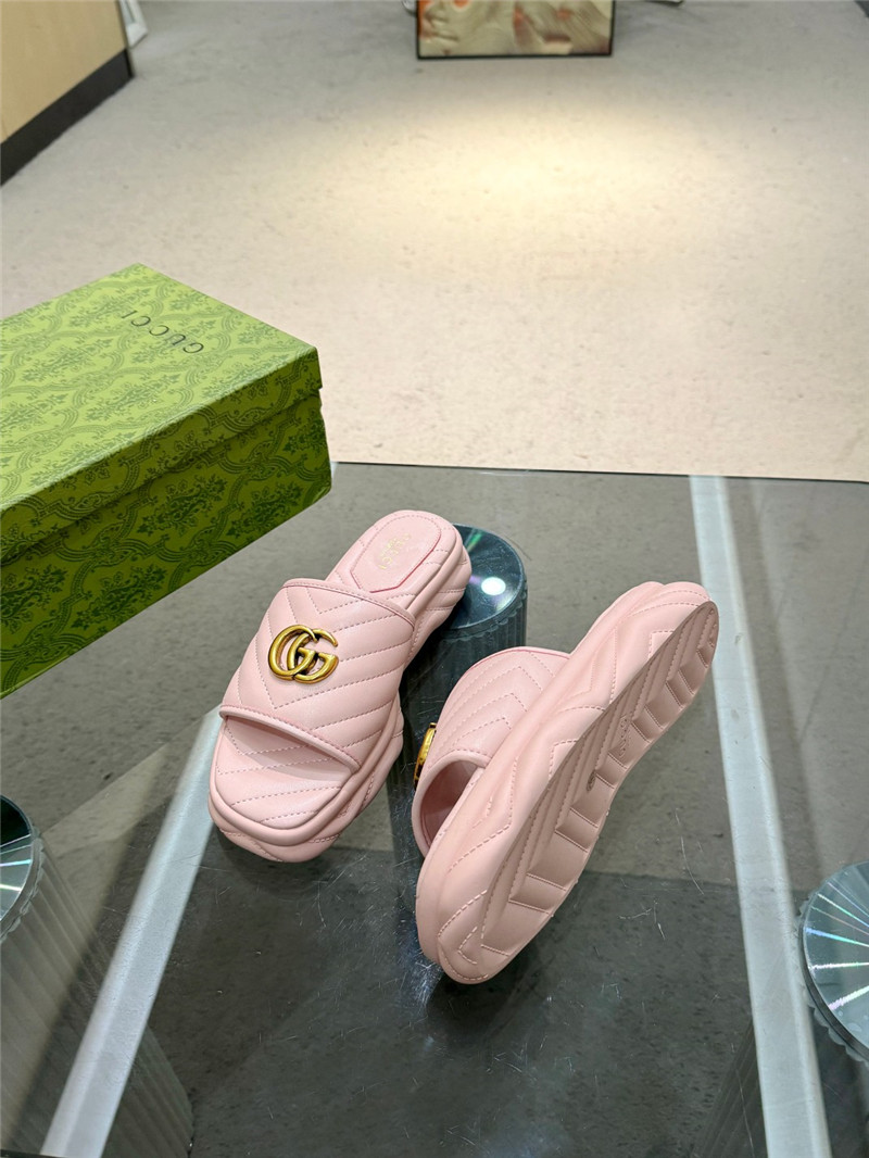 Gvc*1 gg marmont pink quilted leather slide sandals